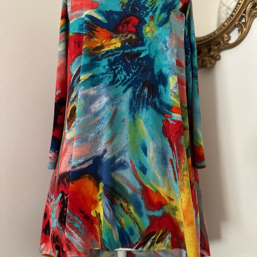🧡🩵Multi colored top🩵🧡 - Picture 2 of 3